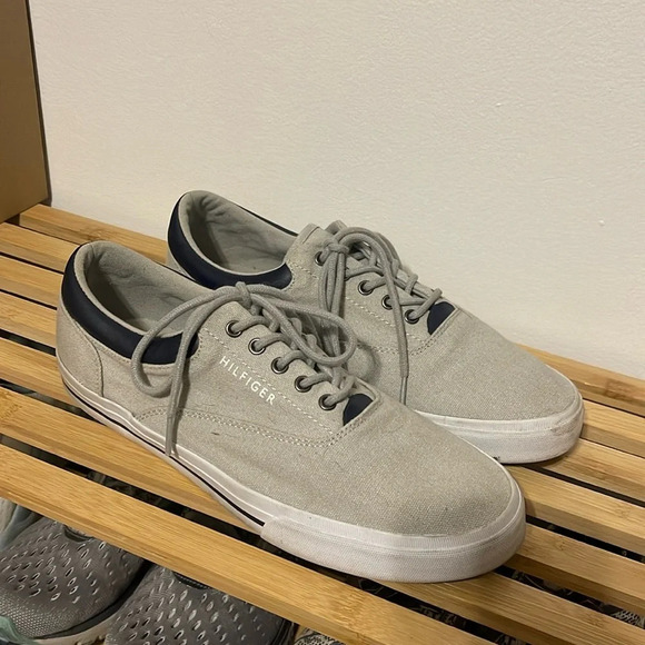 Tommy Hilfiger Men’s casual lace shoe - Picture 2 of 6